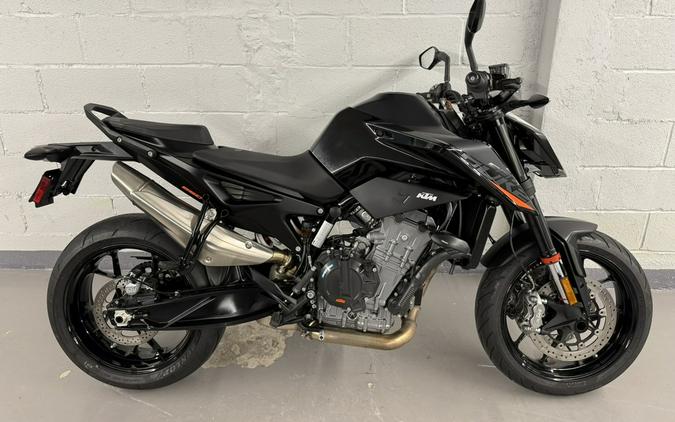 2021 KTM 890 Duke