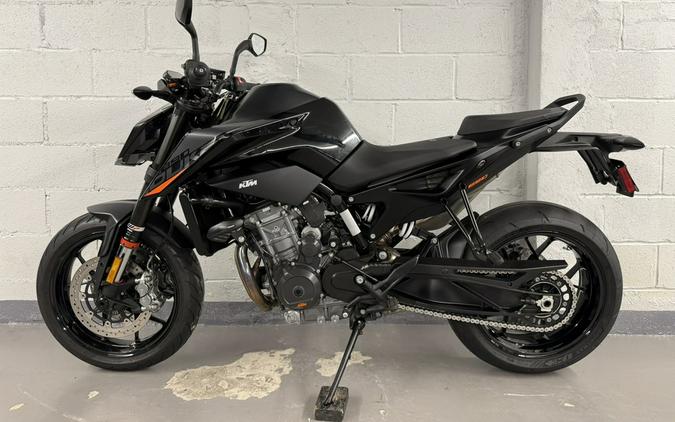 2021 KTM 890 Duke
