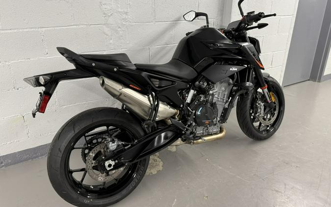 2021 KTM 890 Duke