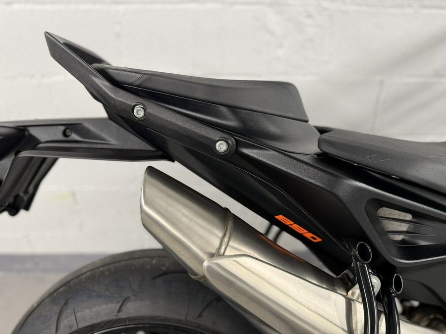 2021 KTM 890 Duke