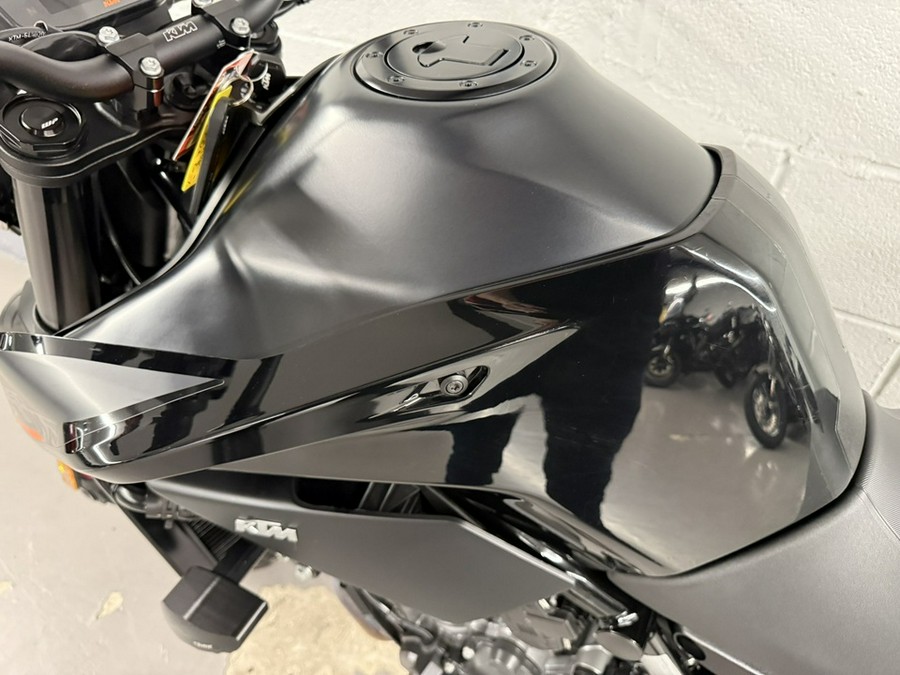 2021 KTM 890 Duke