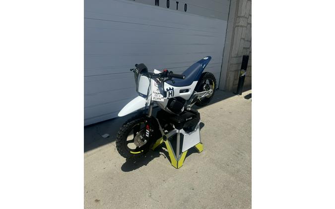 2024 Husqvarna Motorcycles EE 2