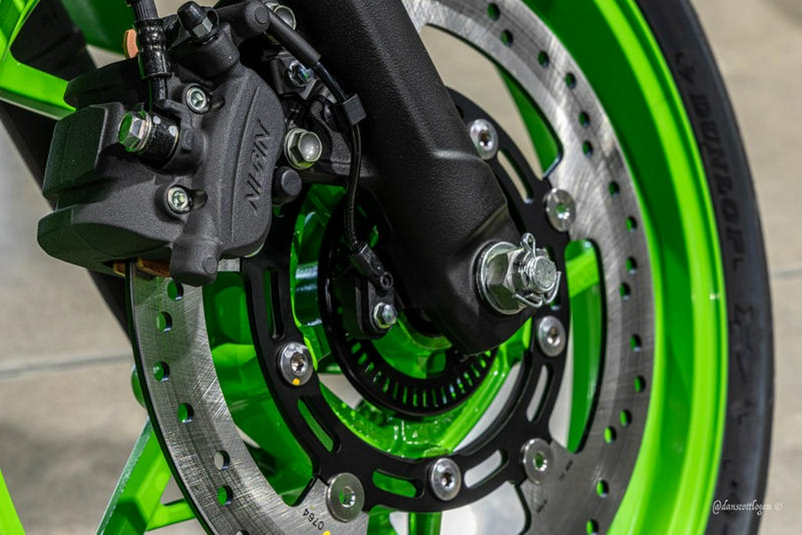 2024 Kawasaki Ninja® 500 SE 40th Anniversary Edition ABS