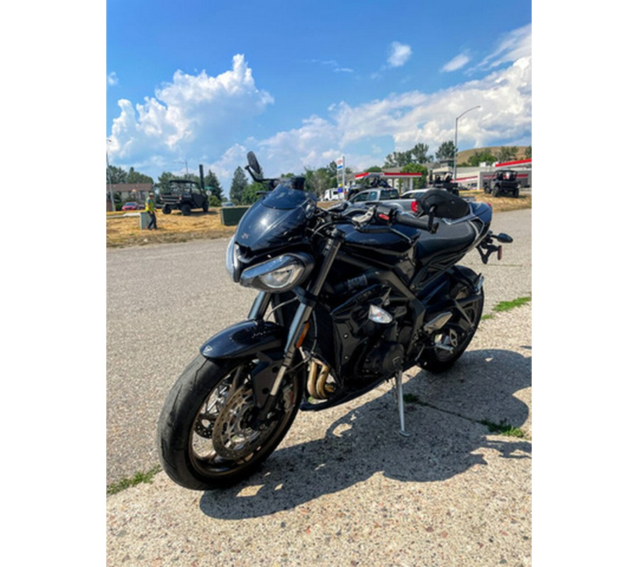 2023 Triumph Street Triple RS Carbon Black