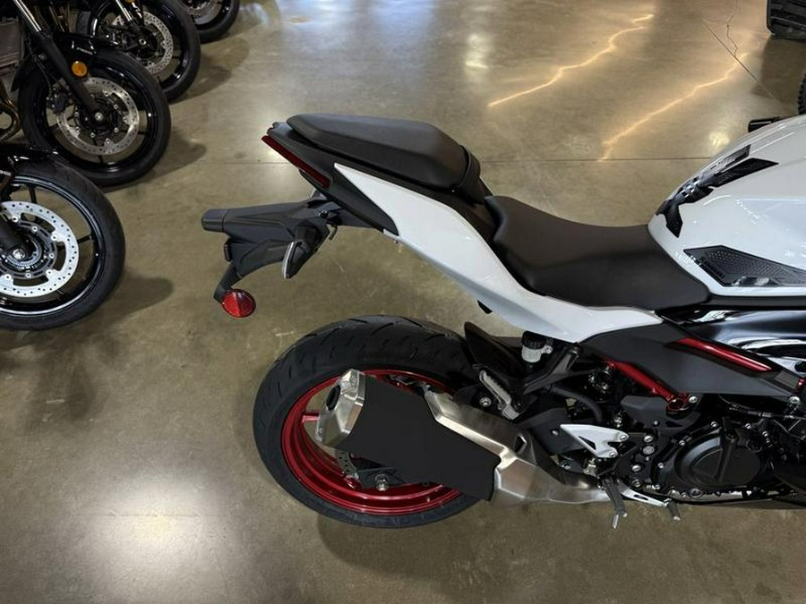 2026 Kawasaki Z500 SE ABS