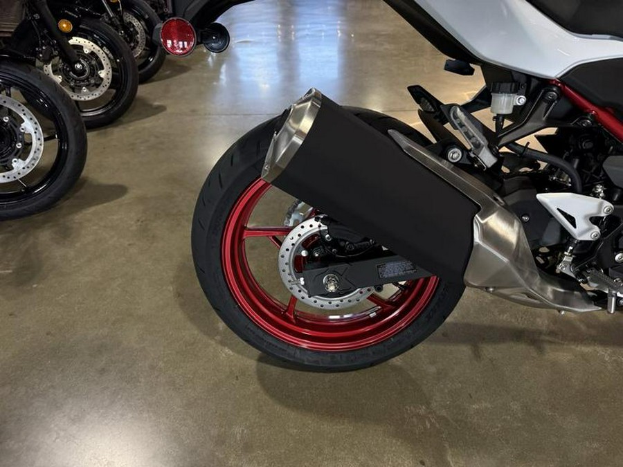 2026 Kawasaki Z500 SE ABS