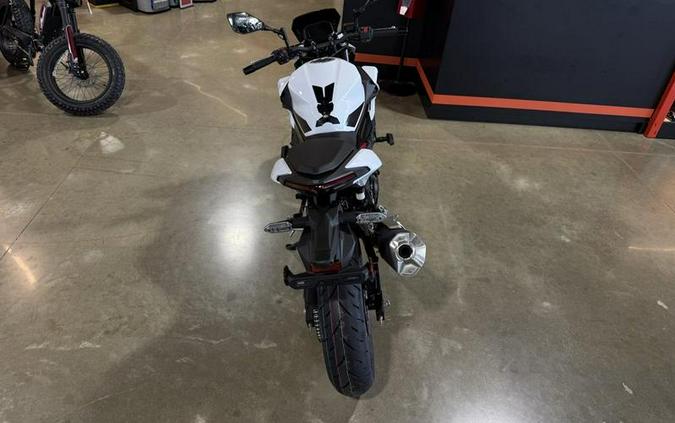 2026 Kawasaki Z500 SE ABS