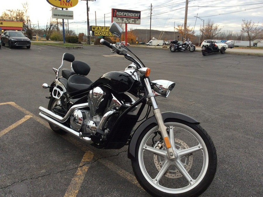 2010 Honda Sabre Base