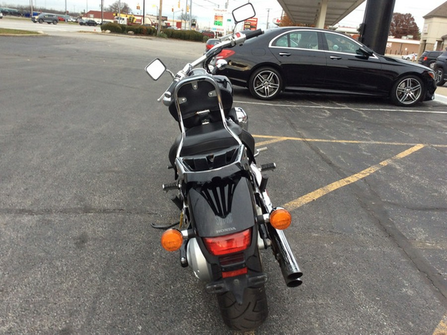 2010 Honda Sabre Base