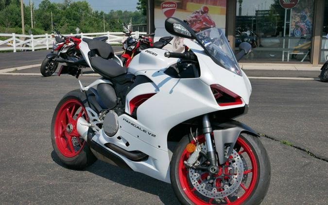 2023 Ducati Panigale V2