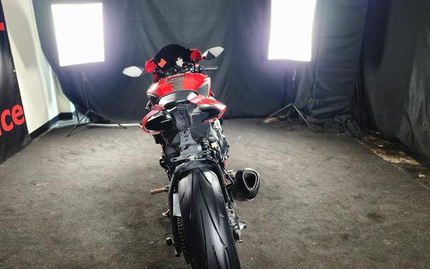 2015 YAMAHA YZF-R1C - F000552
