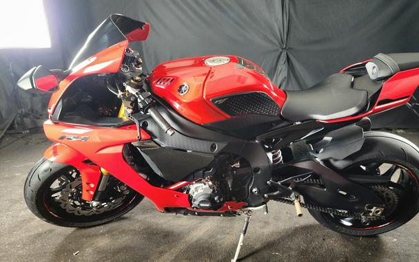 2015 YAMAHA YZF-R1C - F000552
