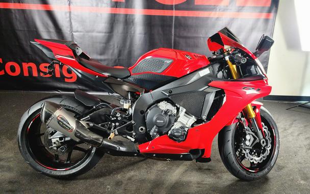 2015 YAMAHA YZF-R1C - F000552