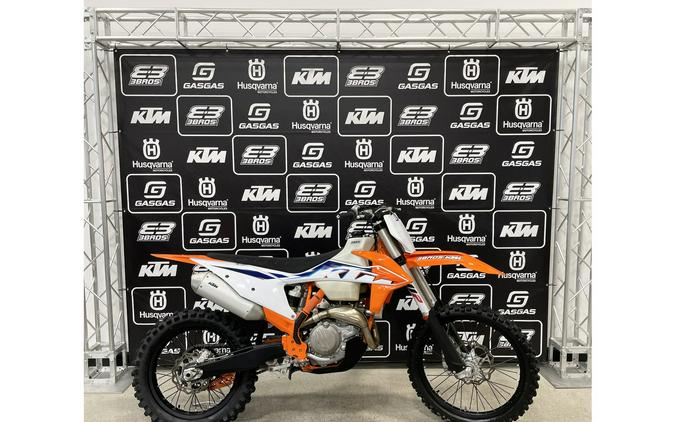 2022 KTM 450 SX-F