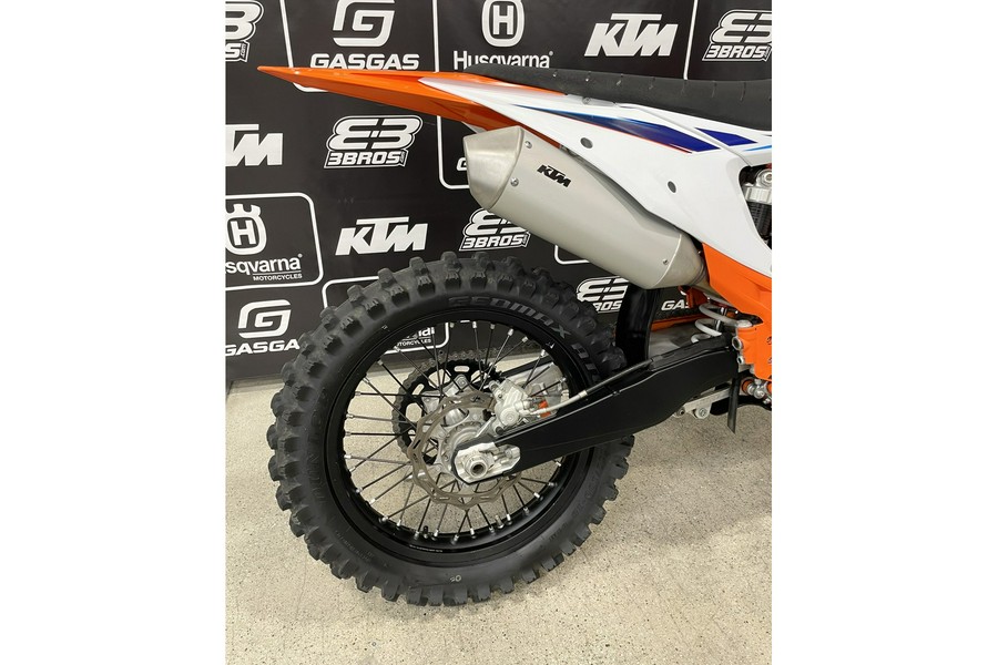 2022 KTM 450 SX-F