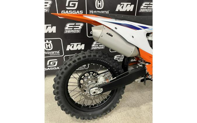 2022 KTM 450 SX-F