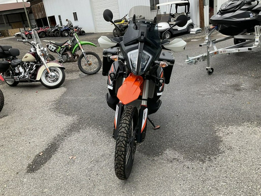 2021 KTM Adventure 890 R