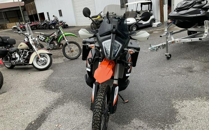 2021 KTM Adventure 890 R