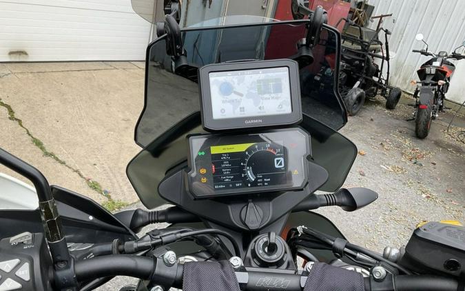 2021 KTM Adventure 890 R