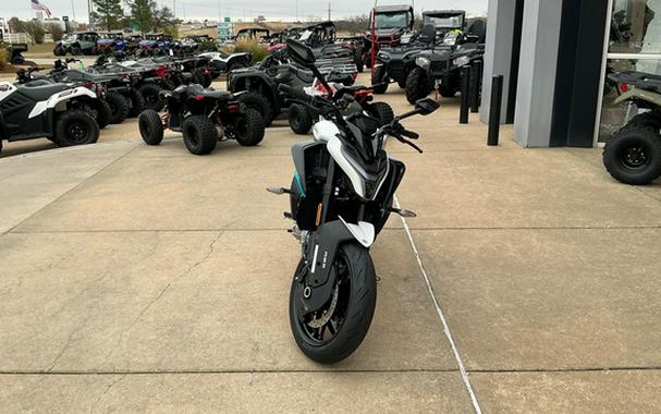 2026 CFMOTO NK 675
