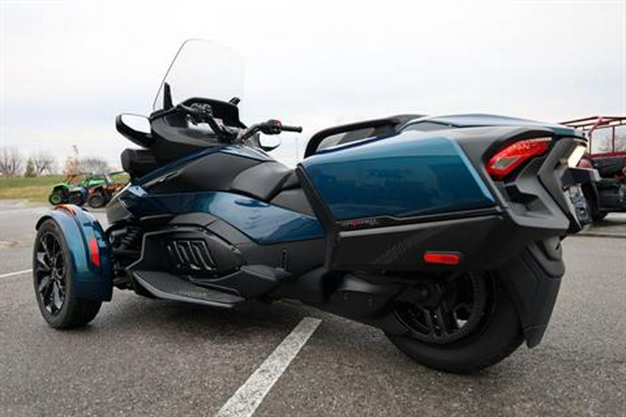 2024 Can-Am Spyder RT