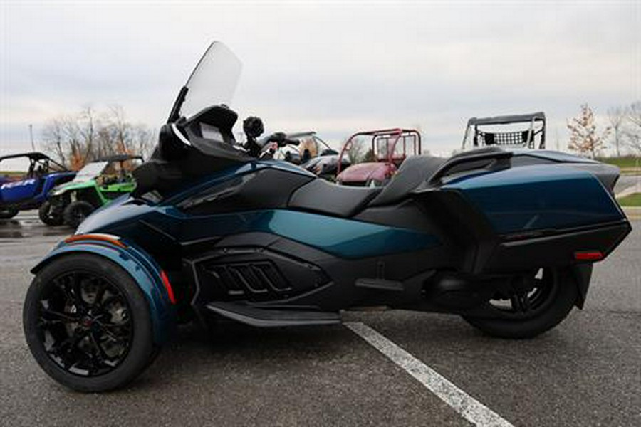 2024 Can-Am Spyder RT
