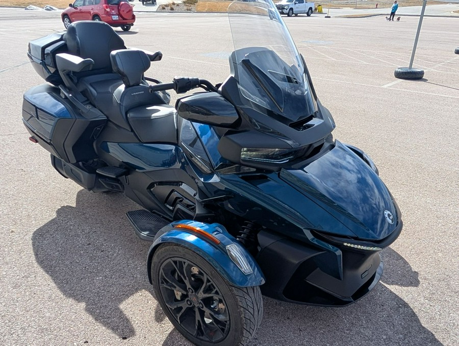 2023 Can-Am Spyder RT Limited