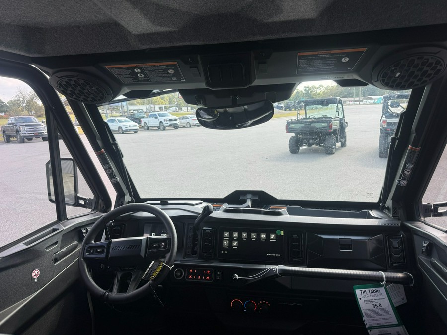 2027 Can-Am Defender XU MAX Limited HD11