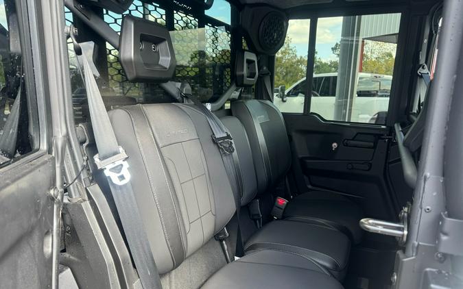 2027 Can-Am Defender XU MAX Limited HD11