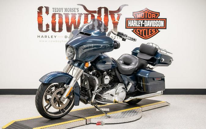 2016 Harley-Davidson® FLHXS - Street Glide® Special