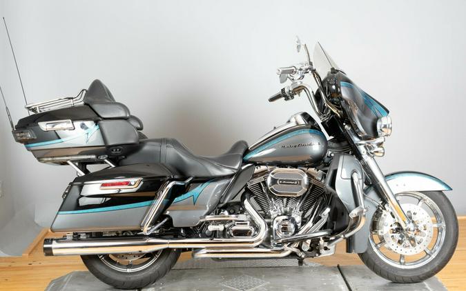 2015 Harley-Davidson CVO Electra Glide Ultra Limited