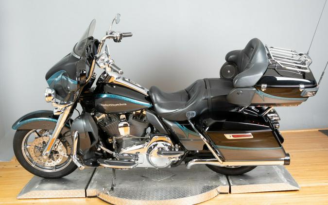 2015 Harley-Davidson CVO Electra Glide Ultra Limited