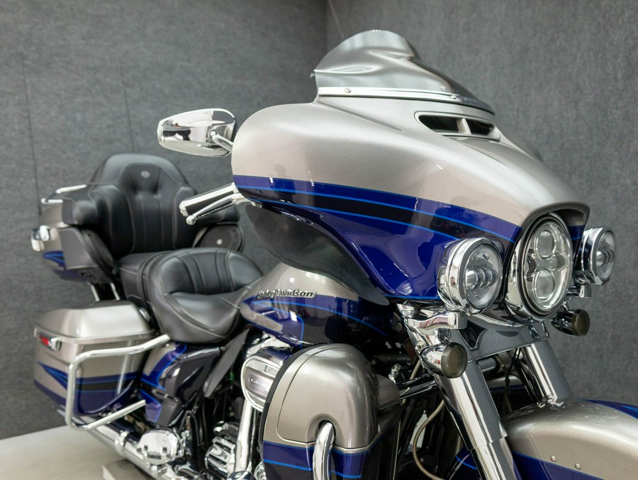 2017 HARLEY DAVIDSON FLHTKSE CVO ULTRA LIMITED W/ABS