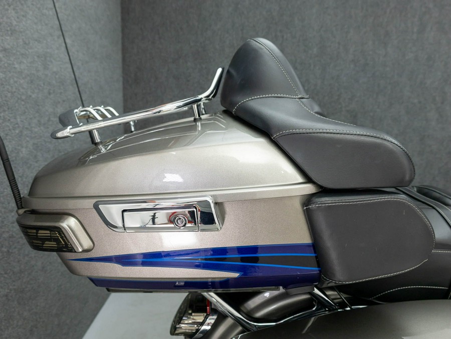 2017 HARLEY DAVIDSON FLHTKSE CVO ULTRA LIMITED W/ABS