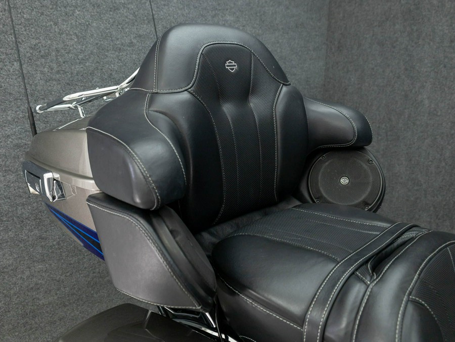 2017 HARLEY DAVIDSON FLHTKSE CVO ULTRA LIMITED W/ABS