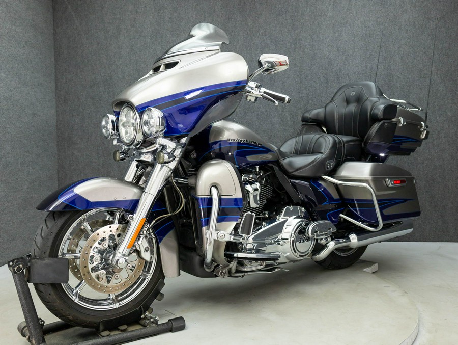 2017 HARLEY DAVIDSON FLHTKSE CVO ULTRA LIMITED W/ABS