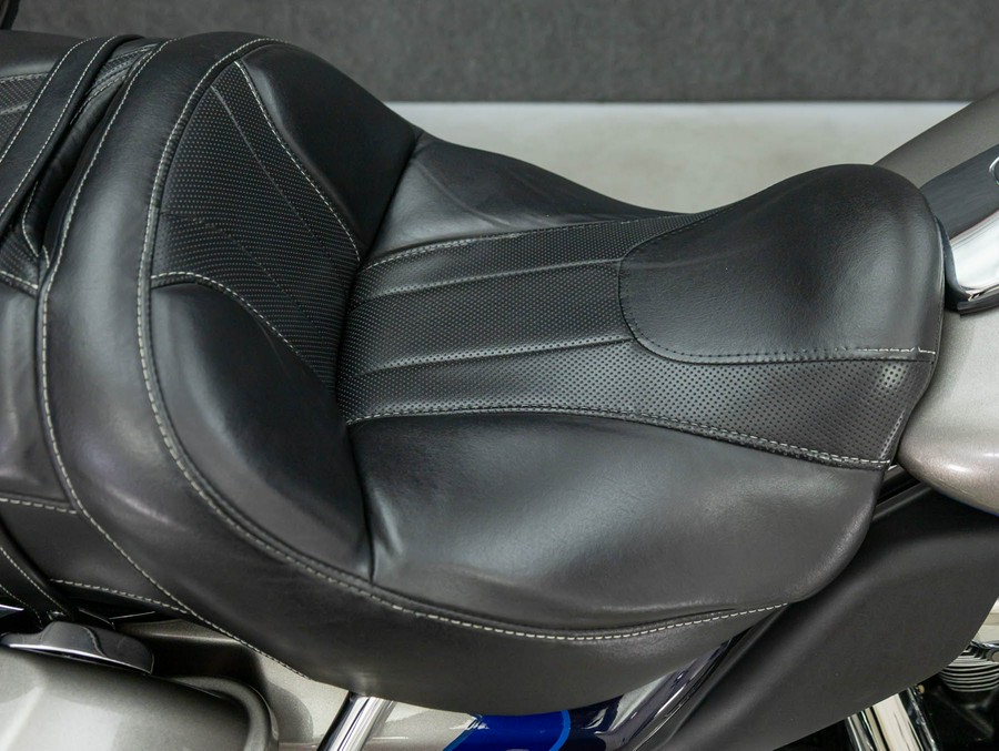 2017 HARLEY DAVIDSON FLHTKSE CVO ULTRA LIMITED W/ABS