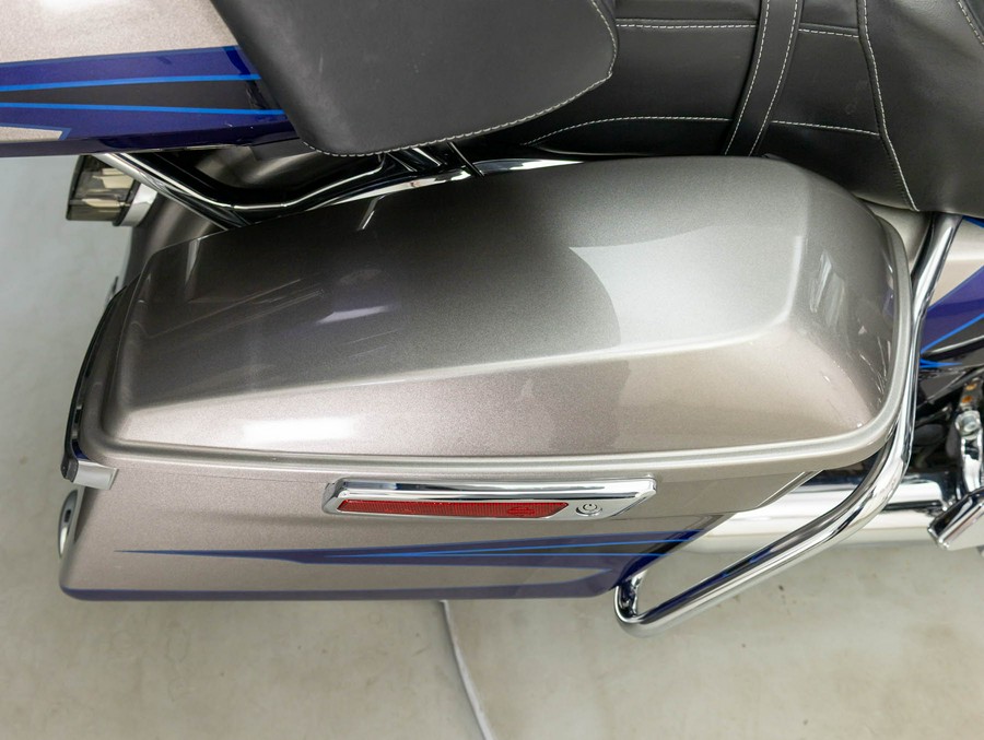 2017 HARLEY DAVIDSON FLHTKSE CVO ULTRA LIMITED W/ABS