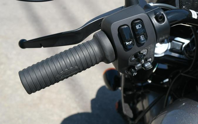 2025 INDIAN MOTORCYCLE SPORT CHIEF RT