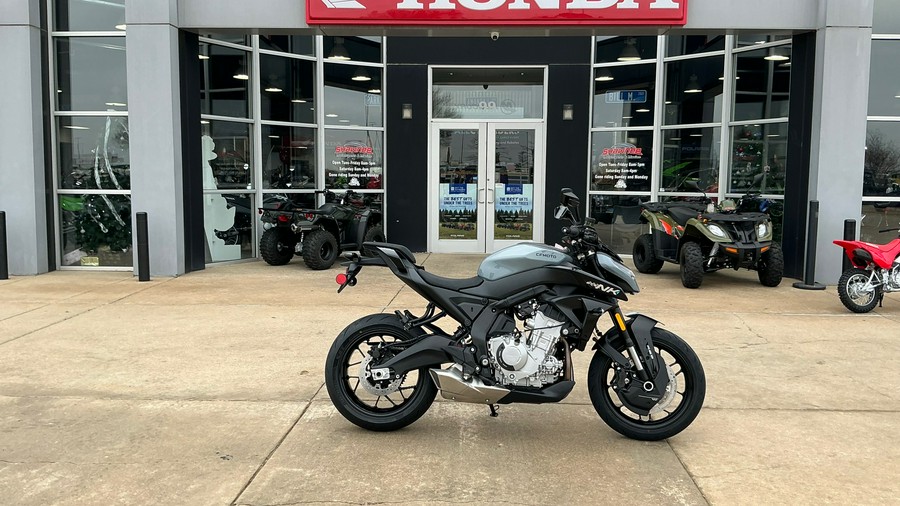 2026 CFMOTO NK 675