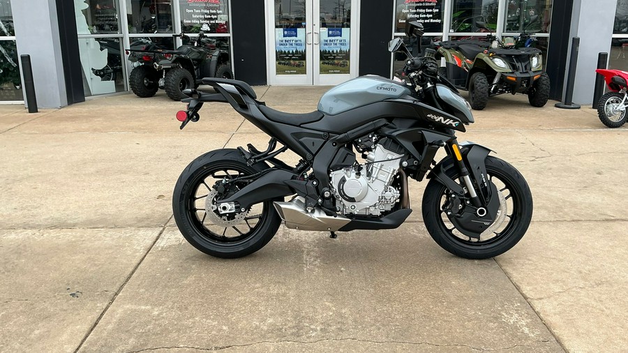 2026 CFMOTO NK 675