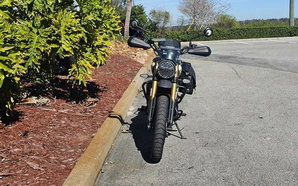 2024 Triumph Scrambler 400 X Matte Khaki Green / Fusion White Phantom Black Silver Ice