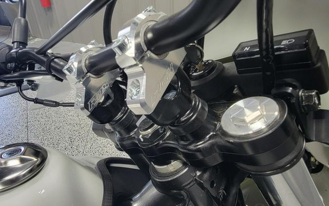2025 Suzuki DR 650S