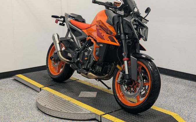 2024 KTM Duke 990