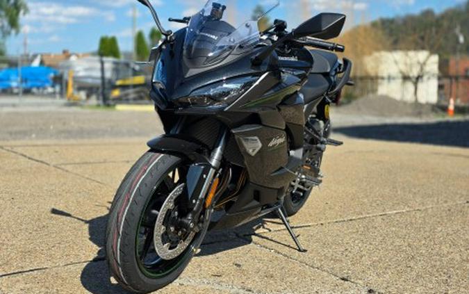 2025 Kawasaki Ninja® 1100SX ABS