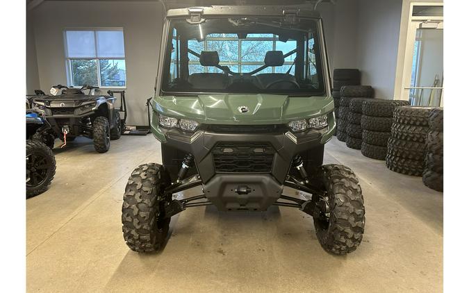 2024 Can-Am Defender DPS CAB HD9