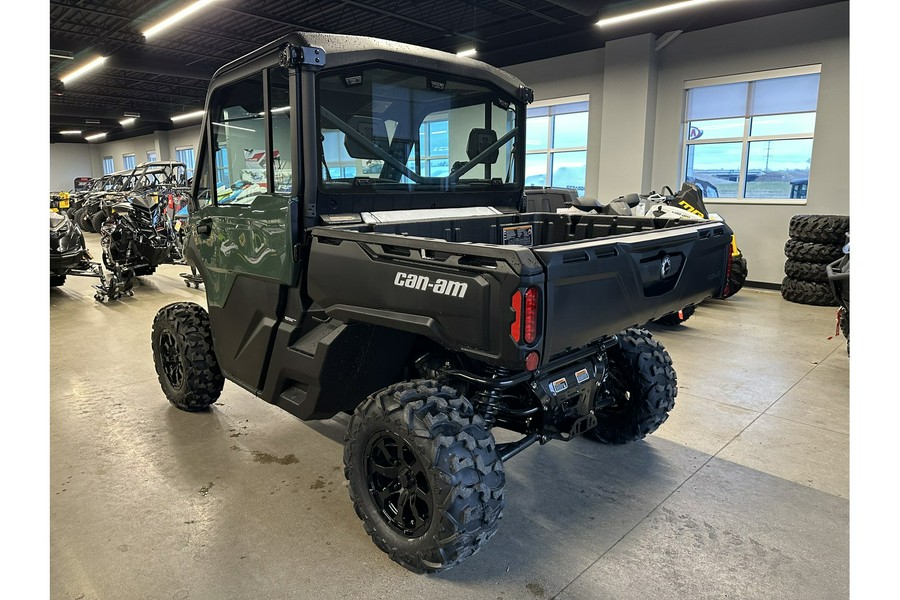 2024 Can-Am Defender DPS CAB HD9