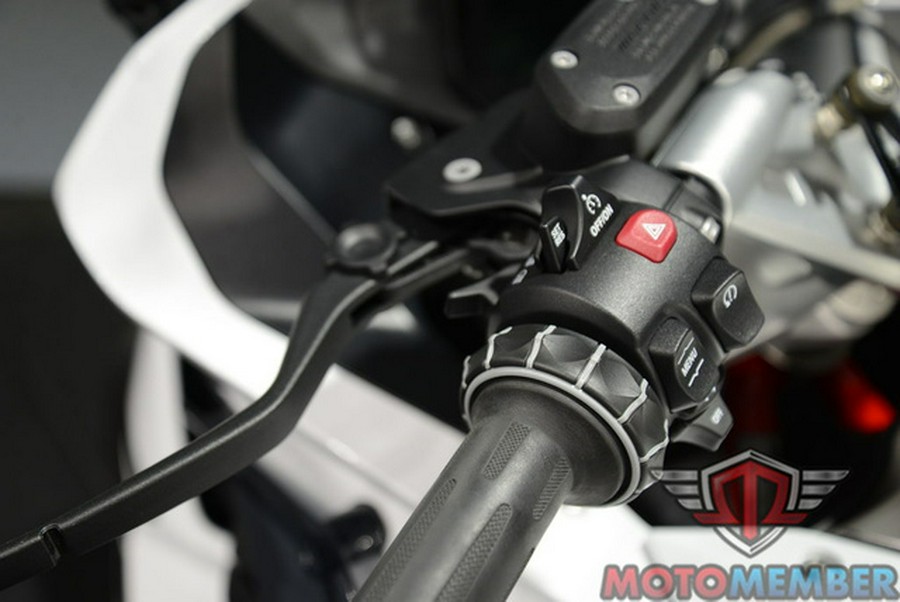 2022 BMW R 1250 RS Light White