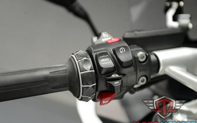 2022 BMW R 1250 RS Light White