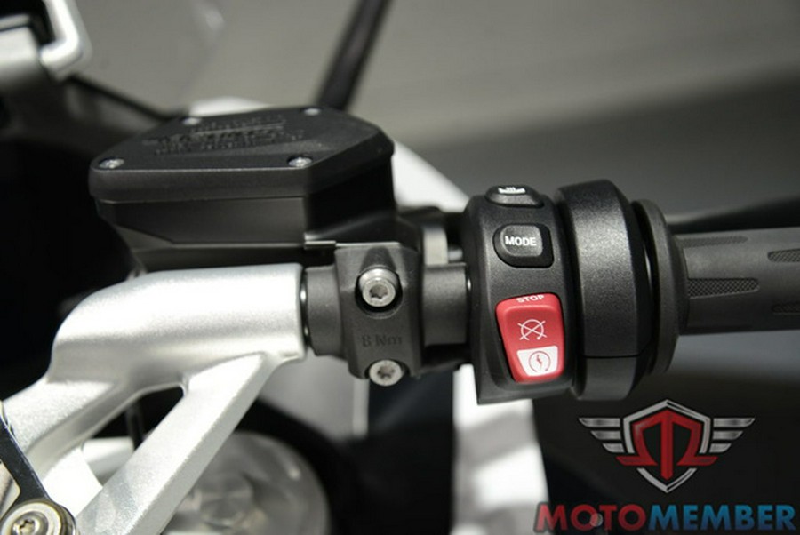 2022 BMW R 1250 RS Light White